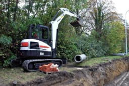 Bobcat E50 Midi 5T forgókotrógép